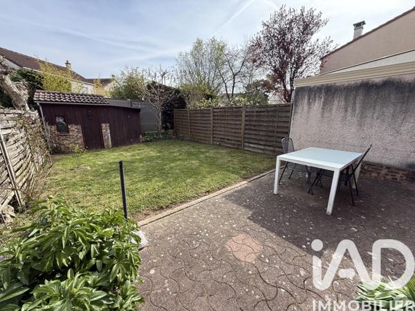 Maison à vendre 5 pièces 99,45 m² Montigny-le-Bretonneux