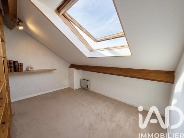 Maison à vendre 5 pièces 99,45 m² Montigny-le-Bretonneux