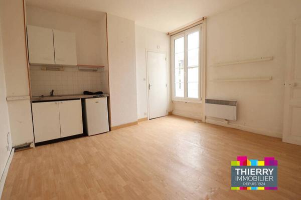 Appartement 2 pièces                                        - 35000 Rennes - Centre Ville Réf : 126176