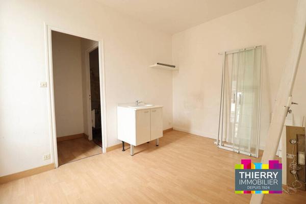 Appartement 2 pièces                                        - 35000 Rennes - Centre Ville Réf : 126176