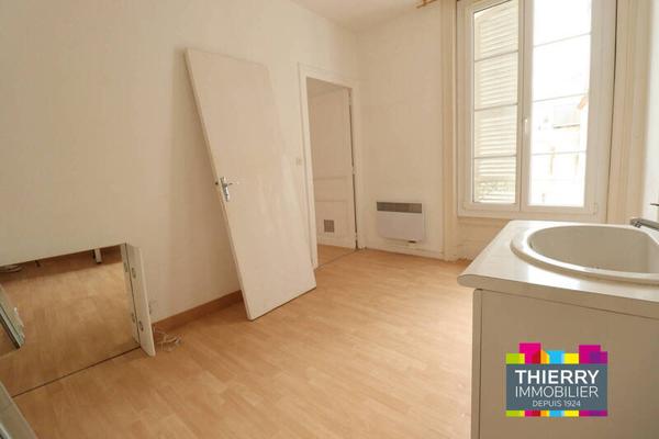 Appartement 2 pièces                                        - 35000 Rennes - Centre Ville Réf : 126176