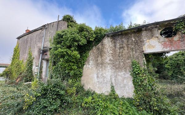 Maison à vendre    8 pièces •  Saint-Pierre-d'Oléron