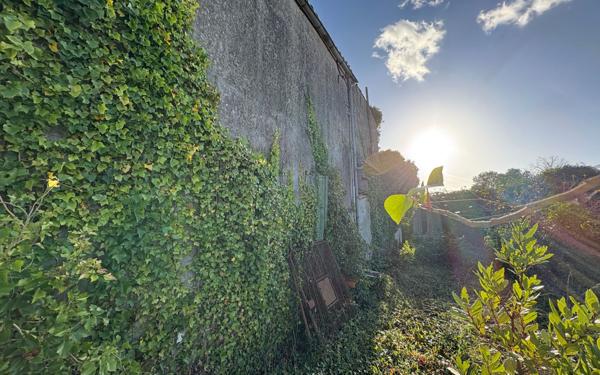 Maison à vendre    8 pièces •  Saint-Pierre-d'Oléron