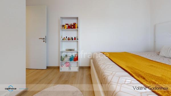 **À vendre - Maison neuve de plain-pied à Échillais (17620)**, Avec garage et Terrain clos.