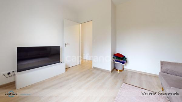 **À vendre - Maison neuve de plain-pied à Échillais (17620)**, Avec garage et Terrain clos.