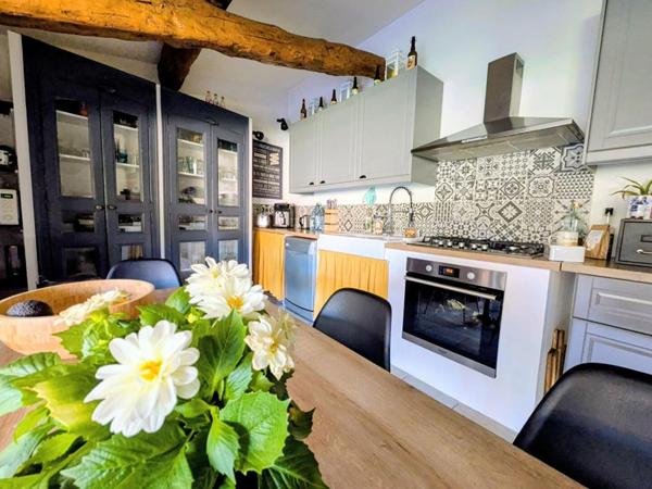 MAISON DE VILLAGE 4 PIÈCES AVEC JARDIN, TERRASSE ET GARAGE  TRANS-EN-PROVENCE