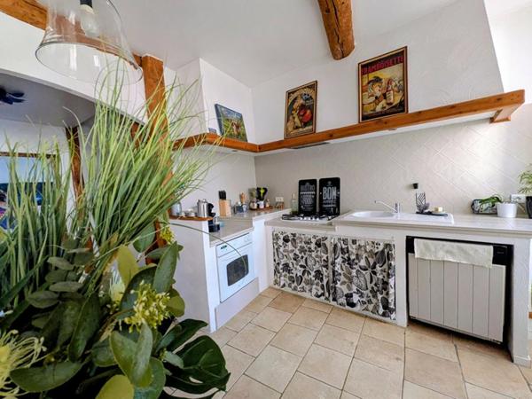 MAISON DE VILLAGE 4 PIÈCES AVEC JARDIN, TERRASSE ET GARAGE  TRANS-EN-PROVENCE