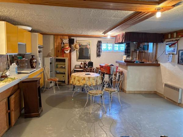 Maison à DOUARNENEZ, 29100 - 8 pièces 171m²