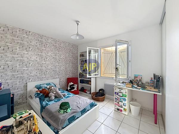 Maison à louer Anglet : 7 pièces, 149m² avec 5 chambre(s) à 2 163€ - AJP Mateille Immobilier Biarritz