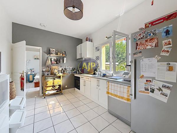 Maison à louer Anglet : 7 pièces, 149m² avec 5 chambre(s) à 2 163€ - AJP Mateille Immobilier Biarritz