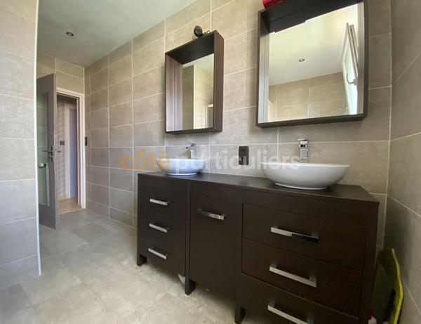 Vente Maison125 m² - 6 Pièces - SAINT LAURENT SUR SEVRE (85290)