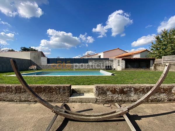 Vente Maison125 m² - 6 Pièces - SAINT LAURENT SUR SEVRE (85290)