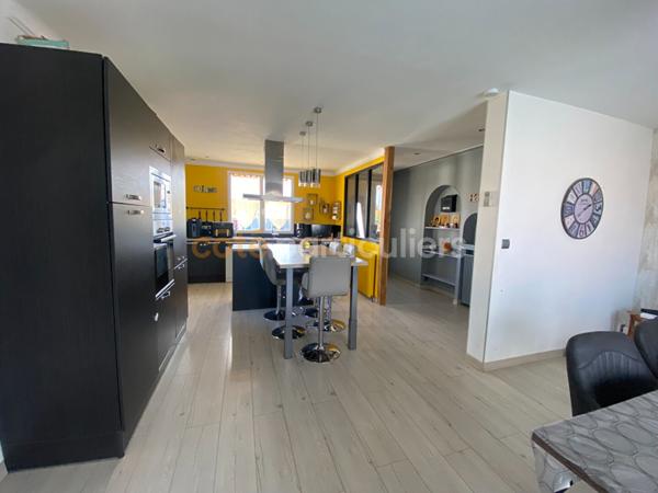 Vente Maison125 m² - 6 Pièces - SAINT LAURENT SUR SEVRE (85290)