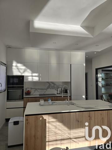 Maison 5 pièces de 120 m² à Villevieille (30250)