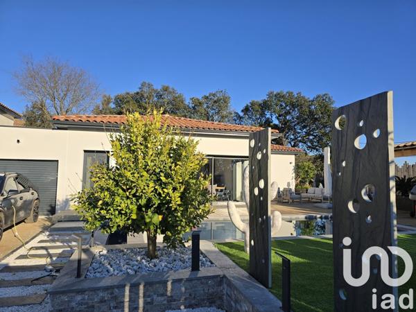 Maison 5 pièces de 120 m² à Villevieille (30250)