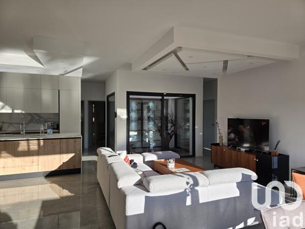 Maison 5 pièces de 120 m² à Villevieille (30250)