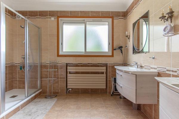 Maison Bretigny Sur Orge 11 pièce(s) 232 m2