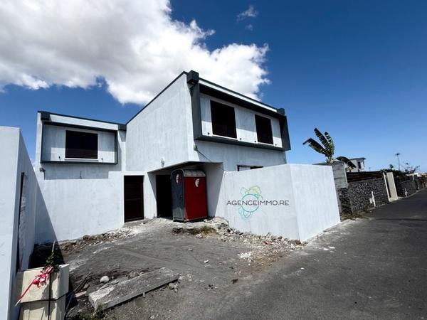 VILLA F4 NEUVE 75M2 A LE PORT