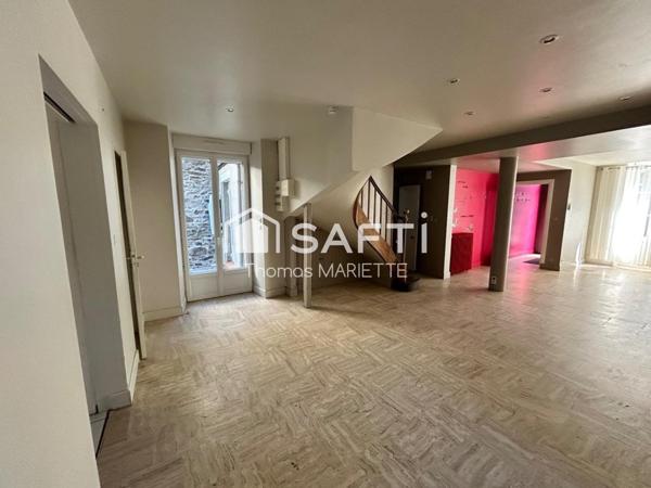 Maison avec beaucoup de potentiel en plein bourg