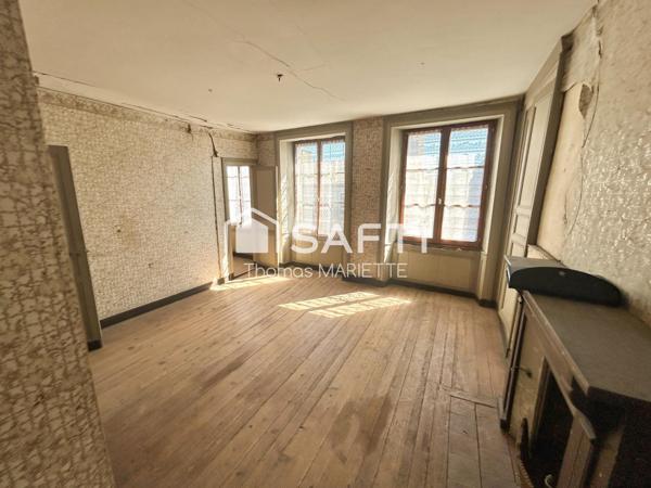 Maison avec beaucoup de potentiel en plein bourg