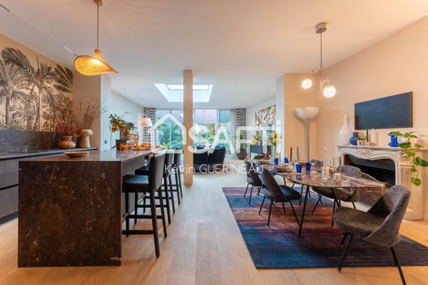 Maison d'Exception au Charme Authentique Place des Martyrs de la Résistance