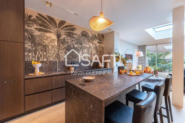 Maison d'Exception au Charme Authentique Place des Martyrs de la Résistance