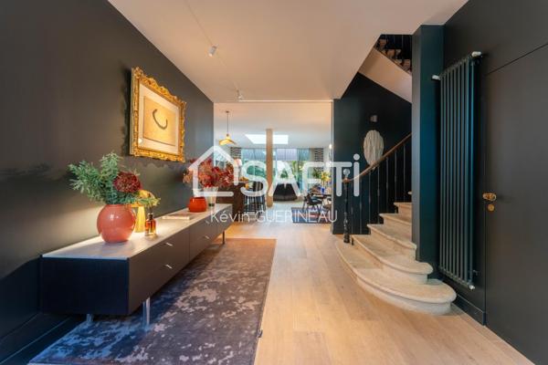 Maison d'Exception au Charme Authentique Place des Martyrs de la Résistance