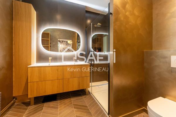 Maison d'Exception au Charme Authentique Place des Martyrs de la Résistance