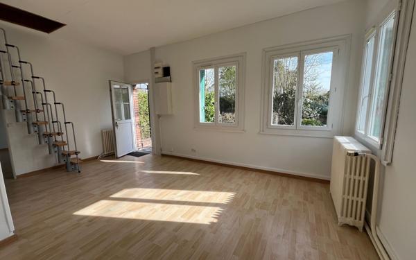 Maison à louer    3 pièces •  Évreux