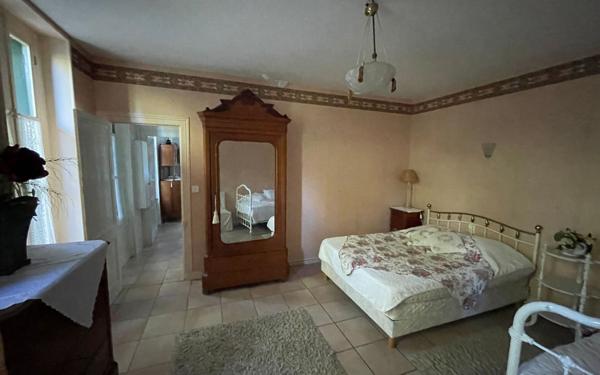 Maison à vendre    9 pièces • 172 m2 Fouras