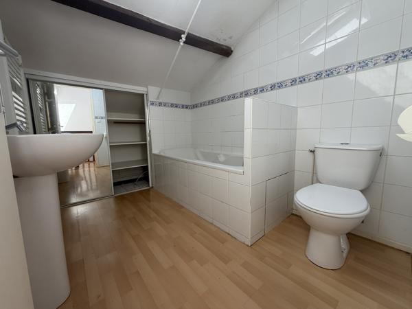 EN EXCLUSIVITÉ – MAISON DE VILLE À AMBÉRIEU-EN-BUGEY
