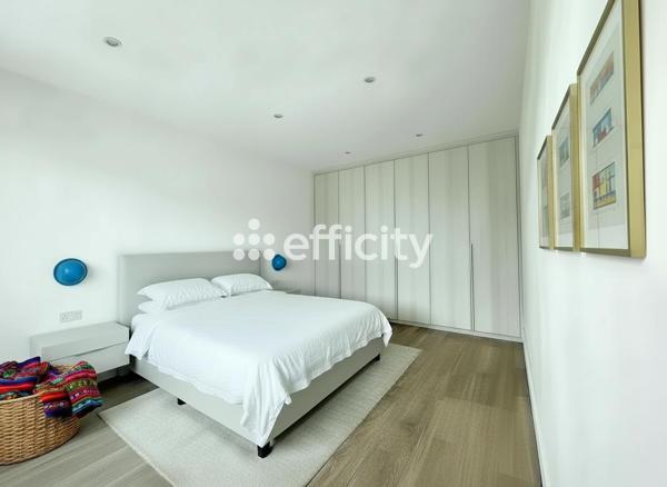 Appartement
         4 pièces
        - 99 m² 514 000 € *