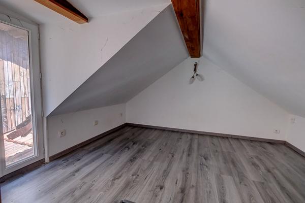 A vendre Maison de 64 m2 en chartreuse avec terrasse secteur Busca