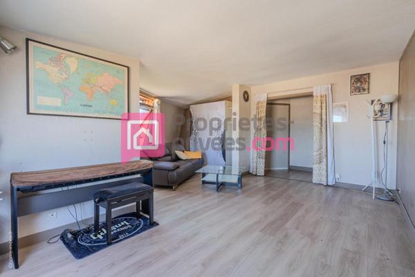Grand Appartement  1 pièce(s)- 44m + Parking