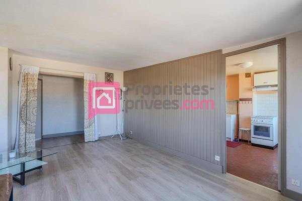 Grand Appartement  1 pièce(s)- 44m + Parking