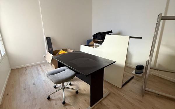Appartement à vendre    2 pièces • 59,50 m2 Montreuil