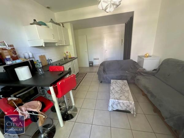 Appartement à louer 2 pièces 36.92m² Pau (64000)
