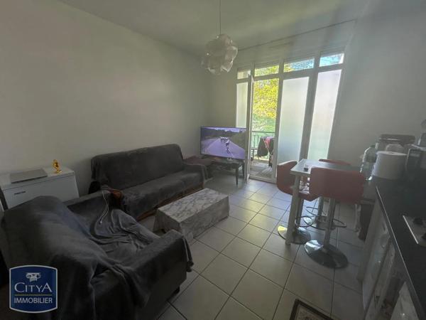 Appartement à louer 2 pièces 36.92m² Pau (64000)