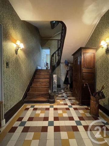 Maison à vendre  8 pièces - 178,21 m2 COUTRAS - 33