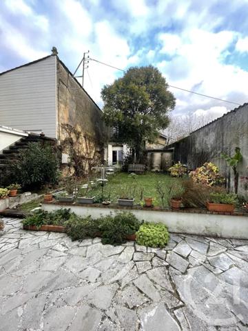 Maison à vendre  8 pièces - 178,21 m2 COUTRAS - 33