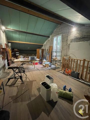 Maison à vendre  8 pièces - 178,21 m2 COUTRAS - 33