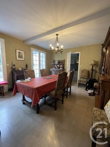 Maison à vendre  8 pièces - 178,21 m2 COUTRAS - 33