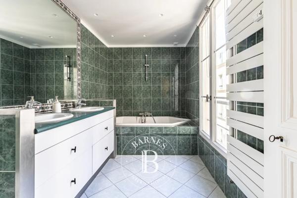 Paris 7ème, Appartement 3 Chambres -  113 m² à vendre
