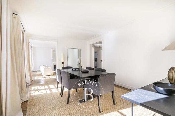 Paris 7ème, Appartement 3 Chambres -  113 m² à vendre