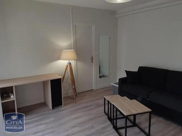 Appartement à louer 1 pièce 32.02m²