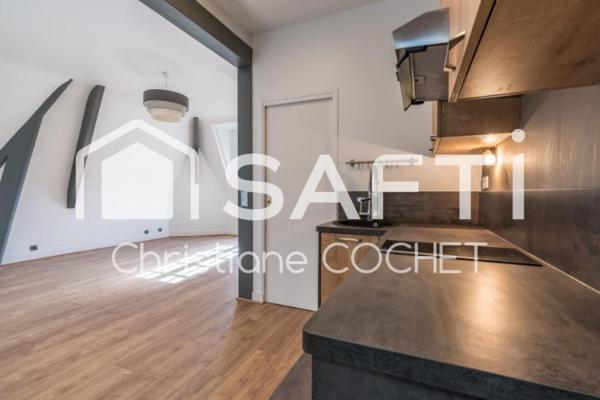 Appartement de T 3 rénové à 800m de la gare, secteur Sud Seine de Melun
