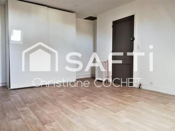 Appartement de T 3 rénové à 800m de la gare, secteur Sud Seine de Melun