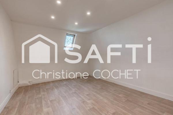 Appartement de T 3 rénové à 800m de la gare, secteur Sud Seine de Melun