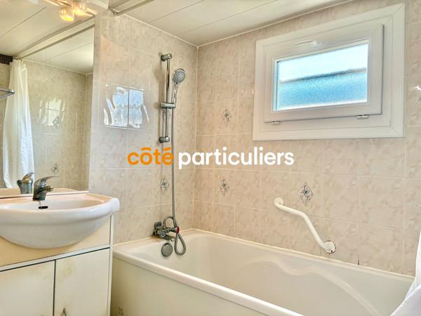 Vente Maison79 m² - 5 Pièces - CASTILLY (14330)