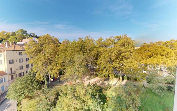 Appartement à vendre    4 pièces • 97 m2 Lyon 5